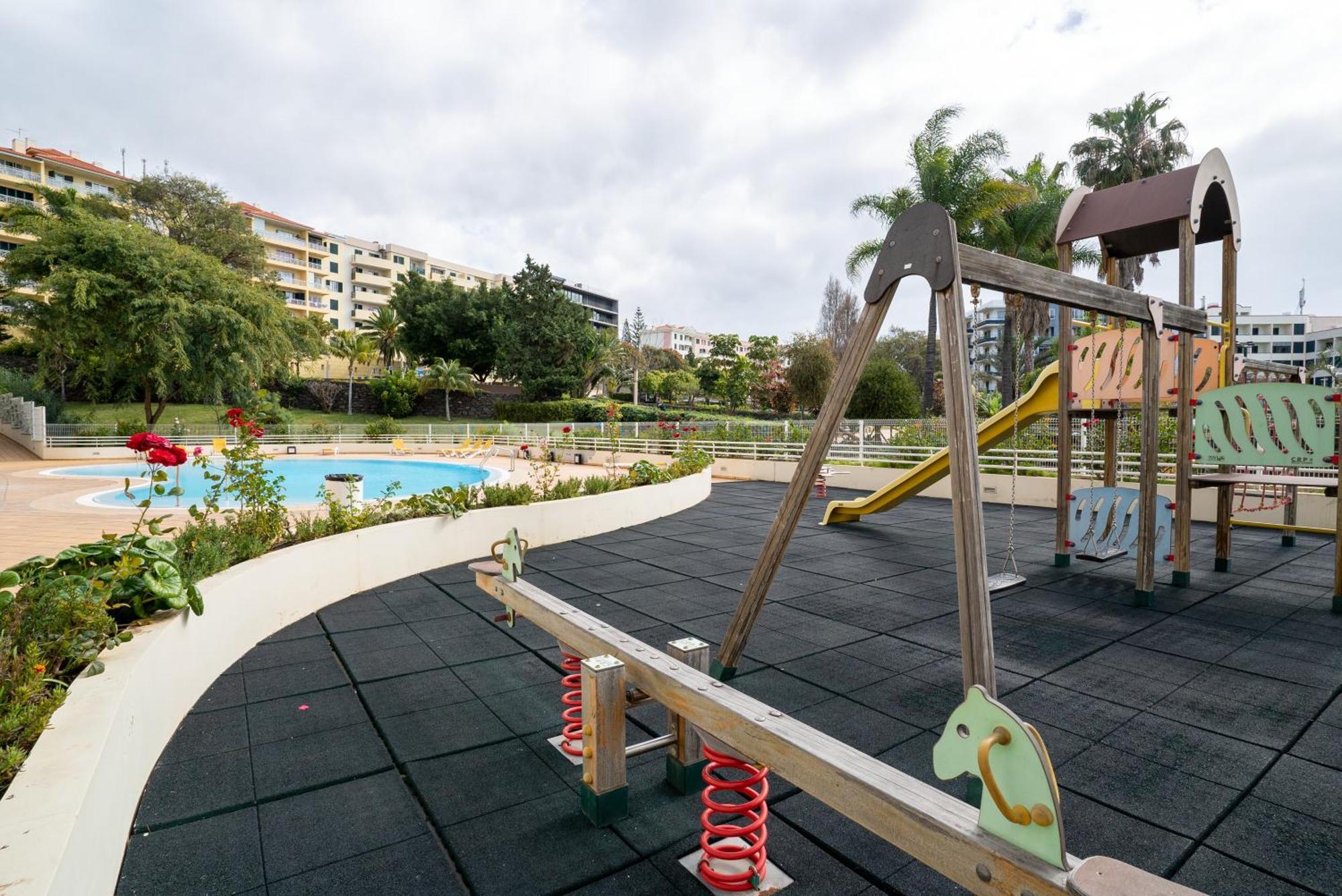 Green Park Ajuda Apartment Funchal Dış mekan fotoğraf